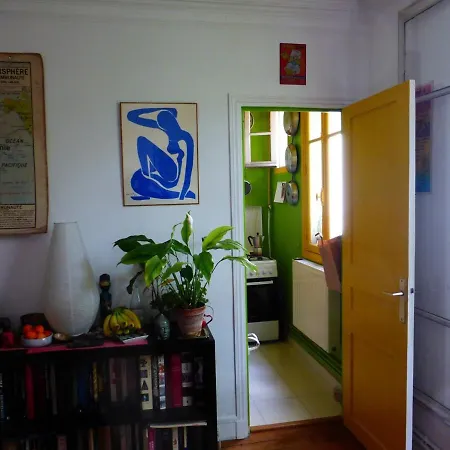 Charming Flat In Belleville