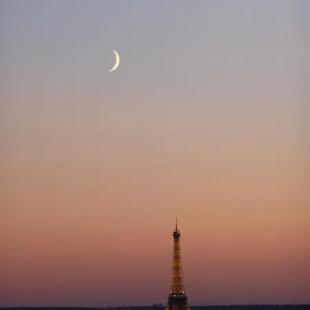 Charming Flat In Belleville * Париж