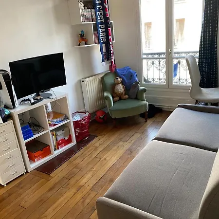 Charming Flat In Belleville Lejlighed
