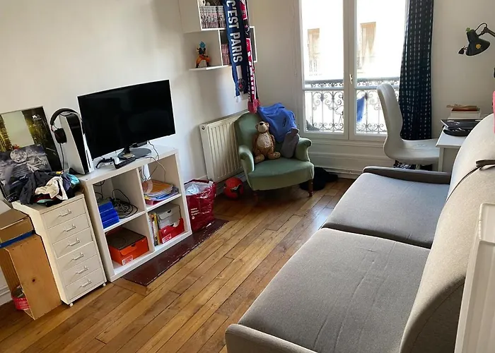 Charming Flat In Belleville Appartamento