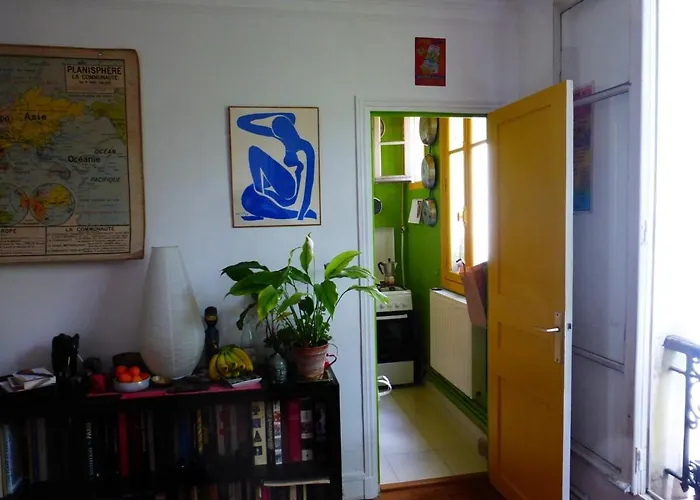 Charming Flat In Belleville